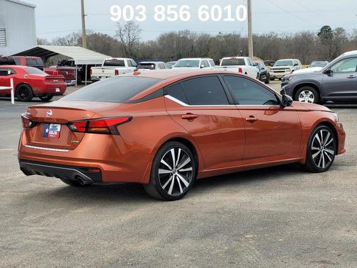 2022 Nissan Altima SR VC-Turbo FWD