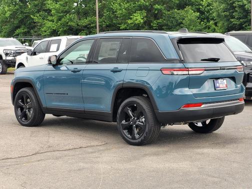 steel blue 2026 Jeep Grand Cherokee Limited