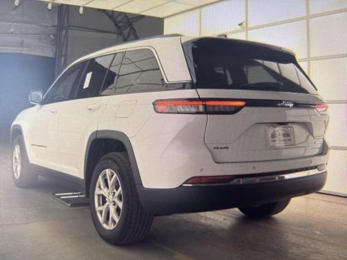 2022 Jeep Grand Cherokee Limited