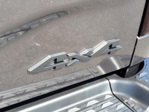 Granite Crystal Metallic Clearcoat 2026 RAM 2500 Tradesman Crew Cab 4x4 6'4' Box