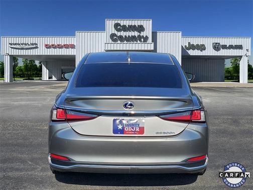 2019 Lexus ES 300h Luxury