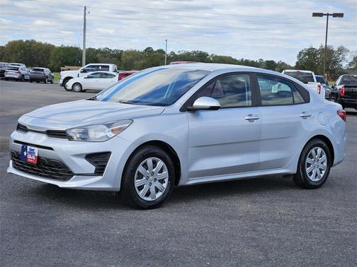 2022 Kia Rio S