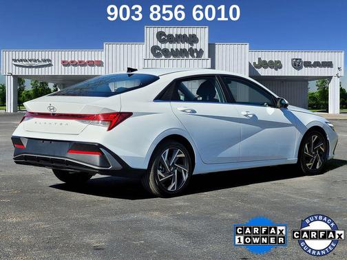 2025 Hyundai ELANTRA SEL