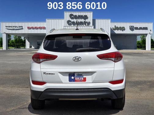 2016 Hyundai TUCSON SE