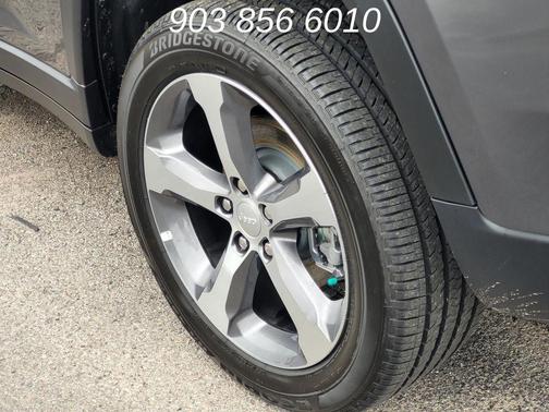 Baltic Gray Metallic Clearcoat 2026 Jeep Grand Cherokee Limited