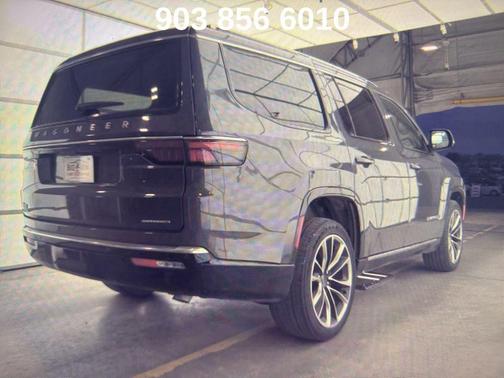 2022 Jeep Wagoneer Series III 4x4