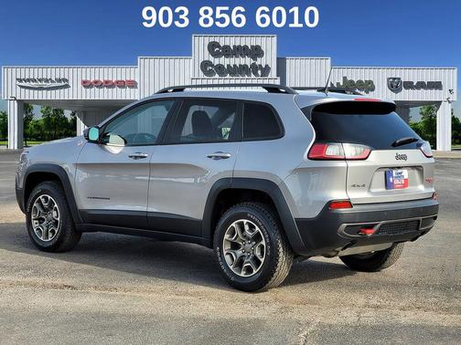 2020 Jeep Cherokee Trailhawk