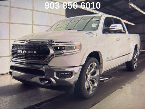 Ivory White Tri-Coat Pearlcoat 2022 RAM 1500 Limited
