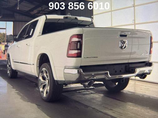 Ivory White Tri-Coat Pearlcoat 2022 RAM 1500 Limited