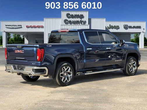 2023 GMC Sierra 1500 SLT