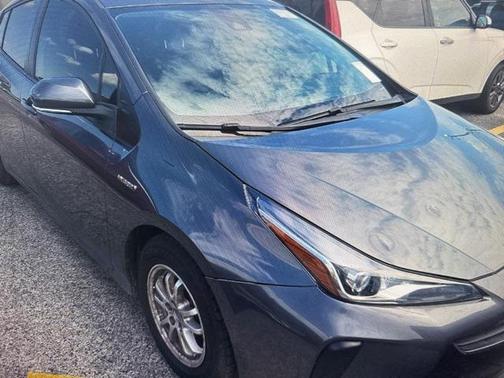 2022 Toyota Prius L