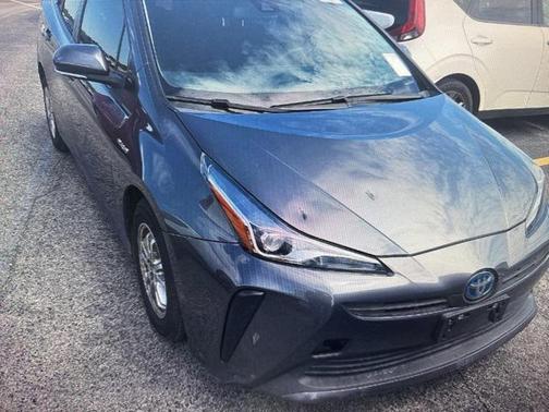 2022 Toyota Prius L