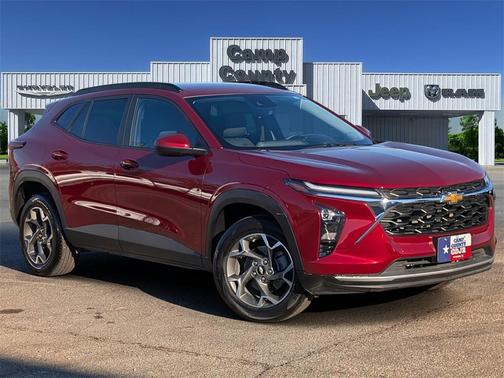 2025 Chevrolet Trax LT