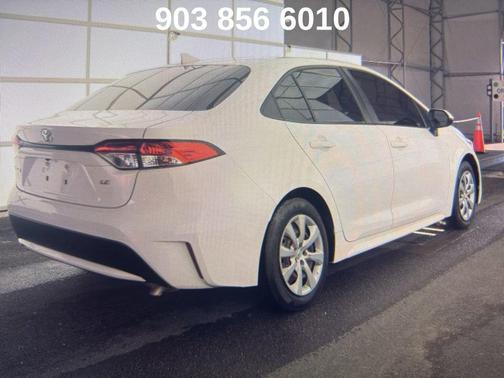 White 2022 Toyota Corolla LE