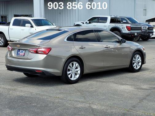 Mineral Gray Metallic 2022 Chevrolet Malibu FWD LT