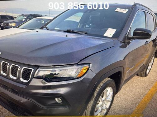 2023 Jeep Compass Latitude Lux