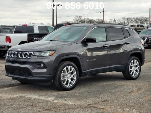 2023 Jeep Compass Latitude Lux