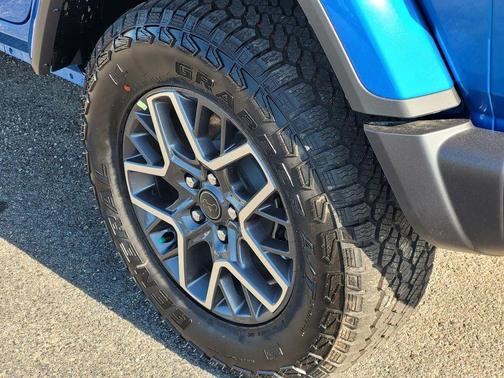 Hydro Blue Pearlcoat 2026 Jeep Wrangler 4-Door Sahara 4x4