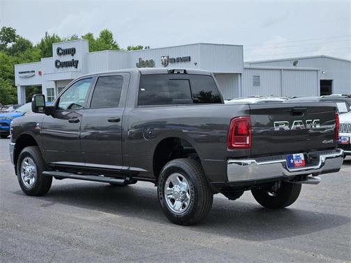 2025 RAM 2500 Tradesman Crew Cab 4x4 6'4' Box