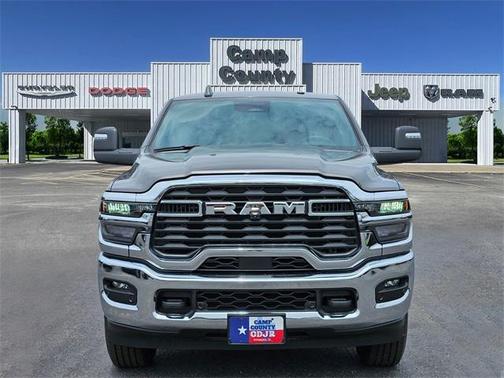 2025 RAM 2500 Tradesman Crew Cab 4x4 6'4' Box