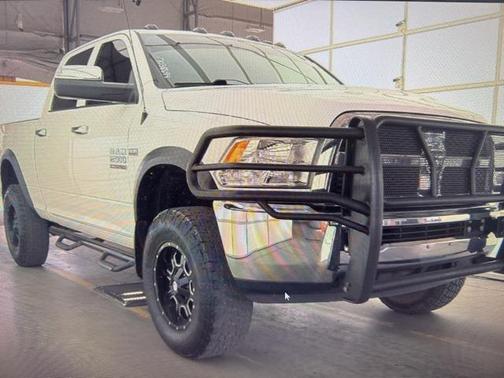 2017 RAM 2500 Tradesman Crew Cab 4x4 6'4' Box