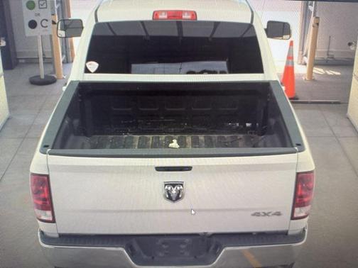 2017 RAM 2500 Tradesman Crew Cab 4x4 6'4' Box