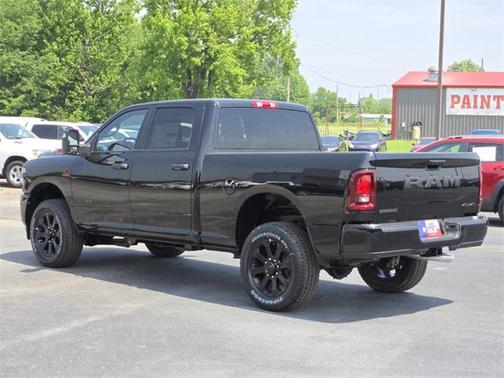 2025 RAM 2500 Big Horn Crew Cab 4x4 6'4' Box