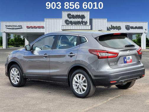 2022 Nissan Rogue Sport S