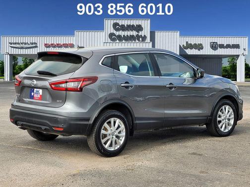 2022 Nissan Rogue Sport S