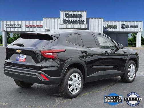 2025 Chevrolet Trax LS