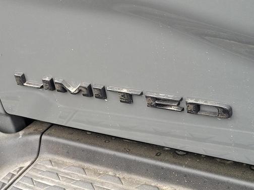 Ceramic Gray Clearcoat 2026 RAM 3500 Limited Mega Cab 4x4 6'4' Box