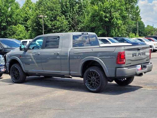 Ceramic Gray Clearcoat 2026 RAM 3500 Limited Mega Cab 4x4 6'4' Box