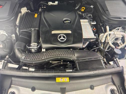 2018 Mercedes-Benz GLC 300 Base