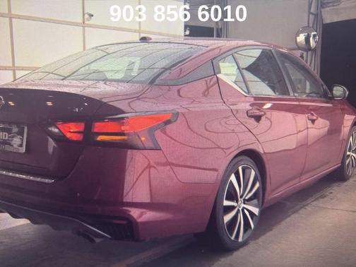 2021 Nissan Altima SR FWD