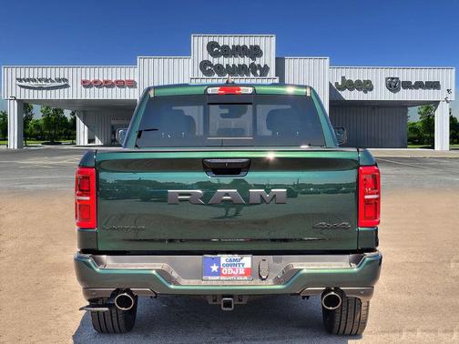 Serrano Green Metallic 2026 RAM 1500 Limited