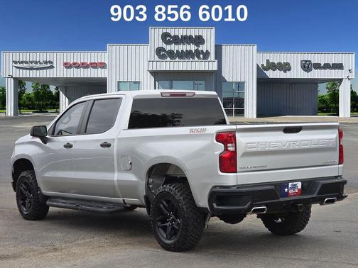 Silver Ice Metallic 2022 Chevrolet Silverado 1500 Custom Trail Boss