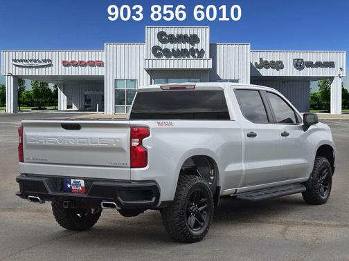 Silver Ice Metallic 2022 Chevrolet Silverado 1500 Custom Trail Boss