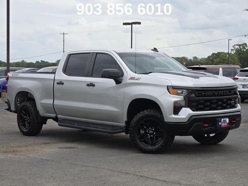 2022 Chevrolet Silverado 1500 Custom Trail Boss