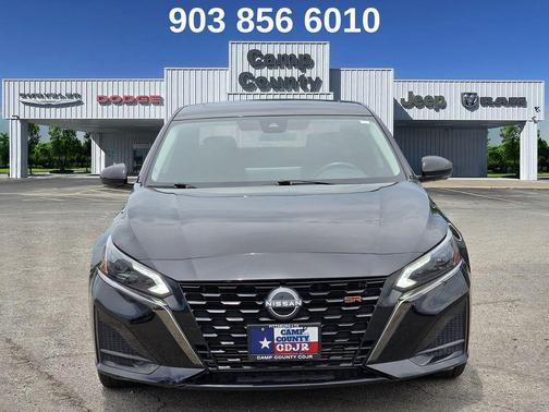 Super Black 2023 Nissan Altima SR VC-Turbo FWD