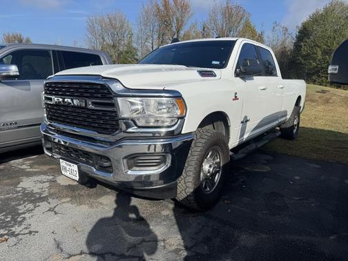 2022 RAM 2500 Big Horn Crew Cab 4x4 8' Box