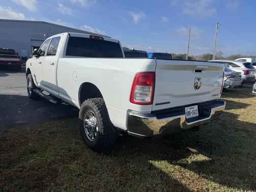 2022 RAM 2500 Big Horn Crew Cab 4x4 8' Box