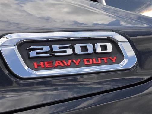 2025 RAM 2500 Laramie Crew Cab 4x2 6'4' Box