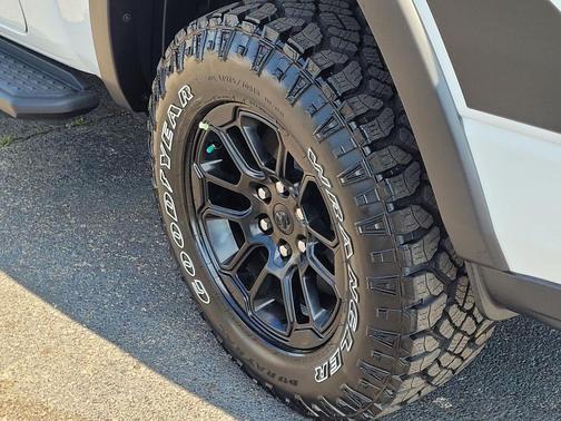 Bright White Clearcoat 2026 RAM 1500 Rebel