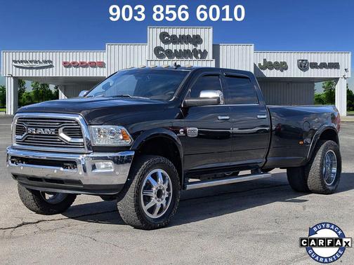 Brilliant Black Crystal Pearlcoat 2018 RAM 3500 Longhorn