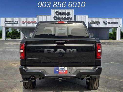 Diamond Black Crystal Pearlcoat 2026 RAM 1500 Big Horn/Lone Star