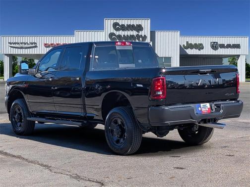 2026 RAM 2500 Tradesman Crew Cab 4x4 6'4' Box