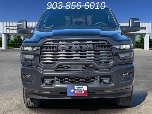 Diamond Black Crystal Pearlcoat 2026 RAM 2500 Tradesman Crew Cab 4x4 6'4' Box