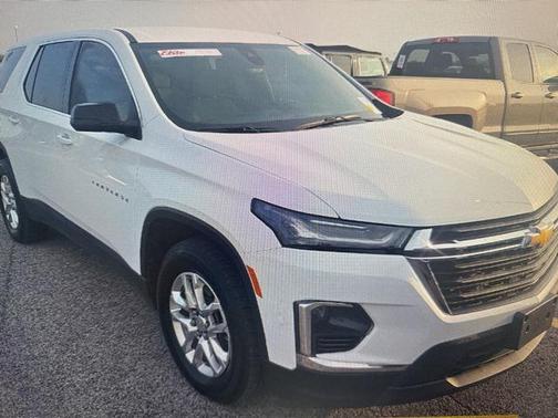 2023 Chevrolet Traverse LS