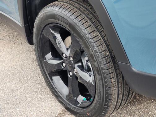 steel blue 2026 Jeep Grand Cherokee Limited