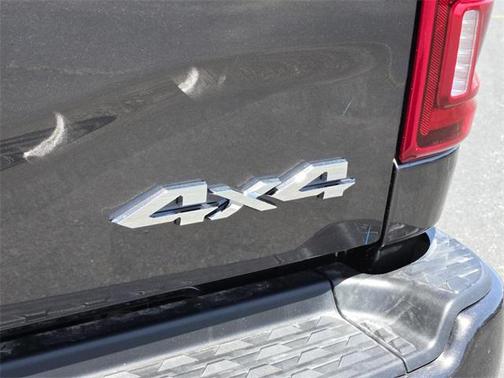 2025 RAM 2500 Lone Star Crew Cab 4x4 6'4' Box
